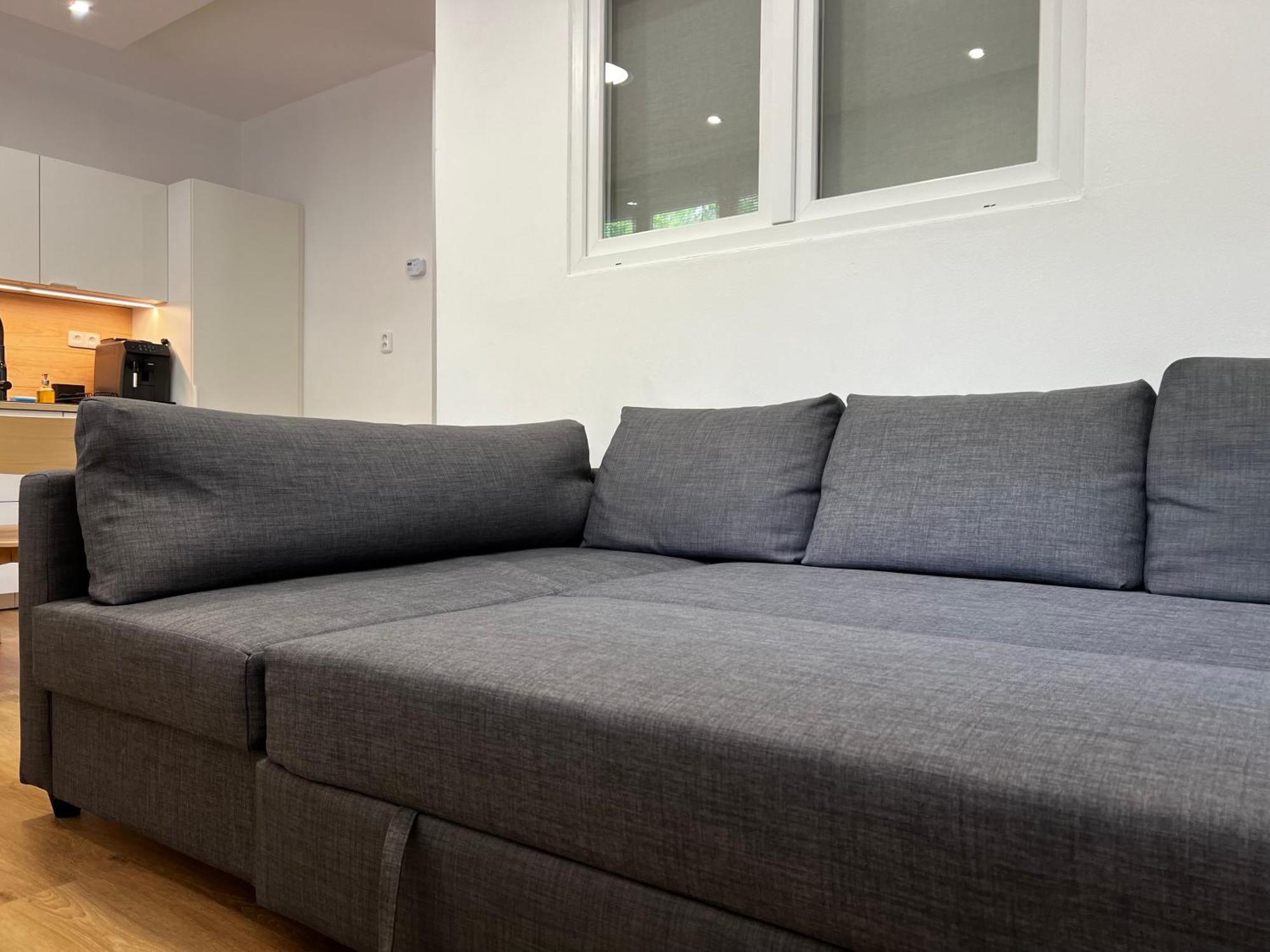 Two Apartments, Free Parking, Close To The Center Apartment