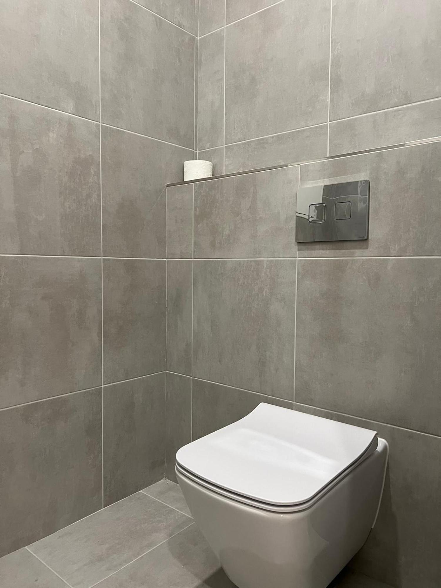 Two Apartments, Free Parking, Close To The Center * Prague
